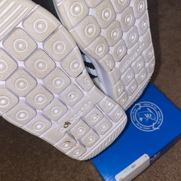 Toddler Adidas - Picture 2 of 3